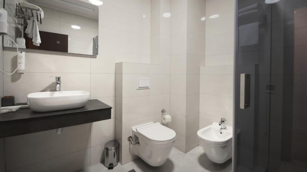 Hotel Callisto Prisztina Zewnętrze zdjęcie