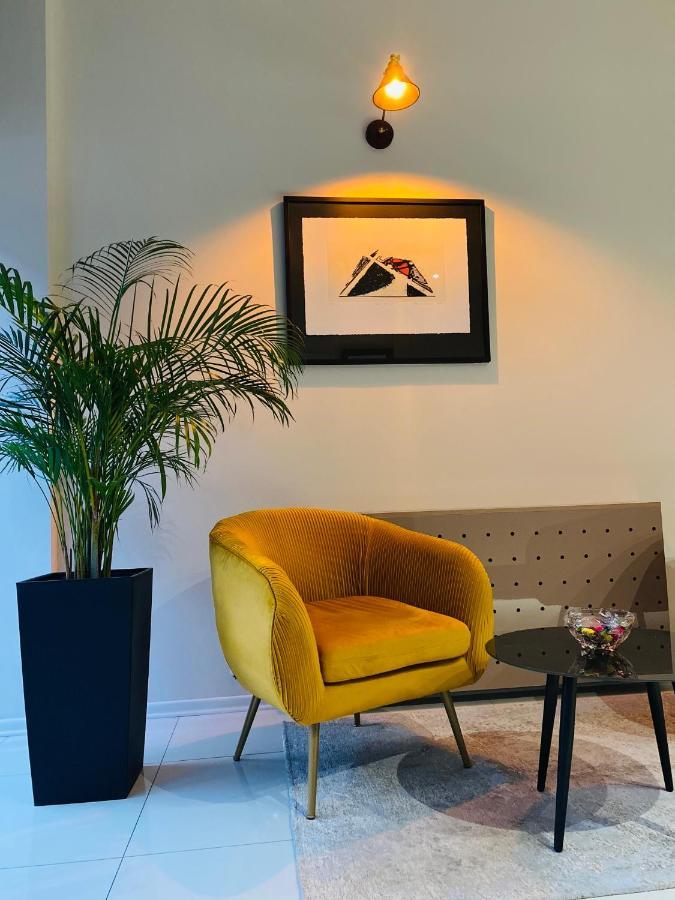Hotel Callisto Prisztina Zewnętrze zdjęcie