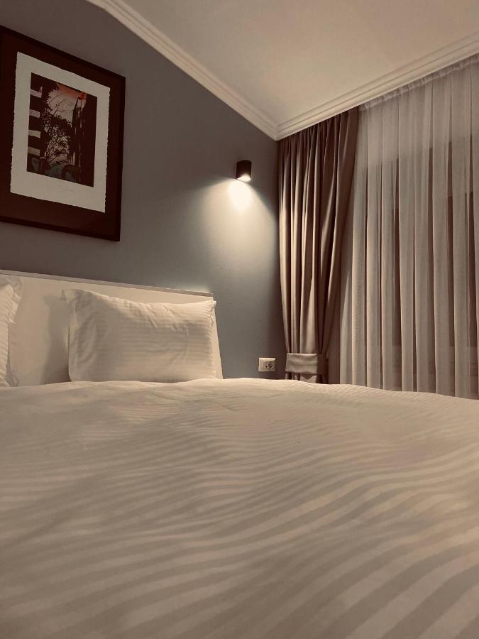 Hotel Callisto Prisztina Zewnętrze zdjęcie