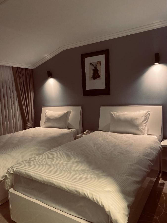 Hotel Callisto Prisztina Zewnętrze zdjęcie
